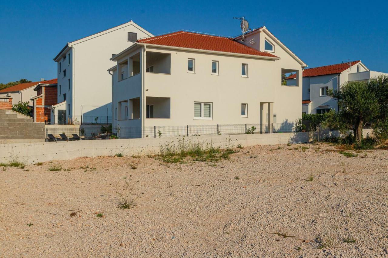 Holiday Home Mb Ražanj Exterior foto